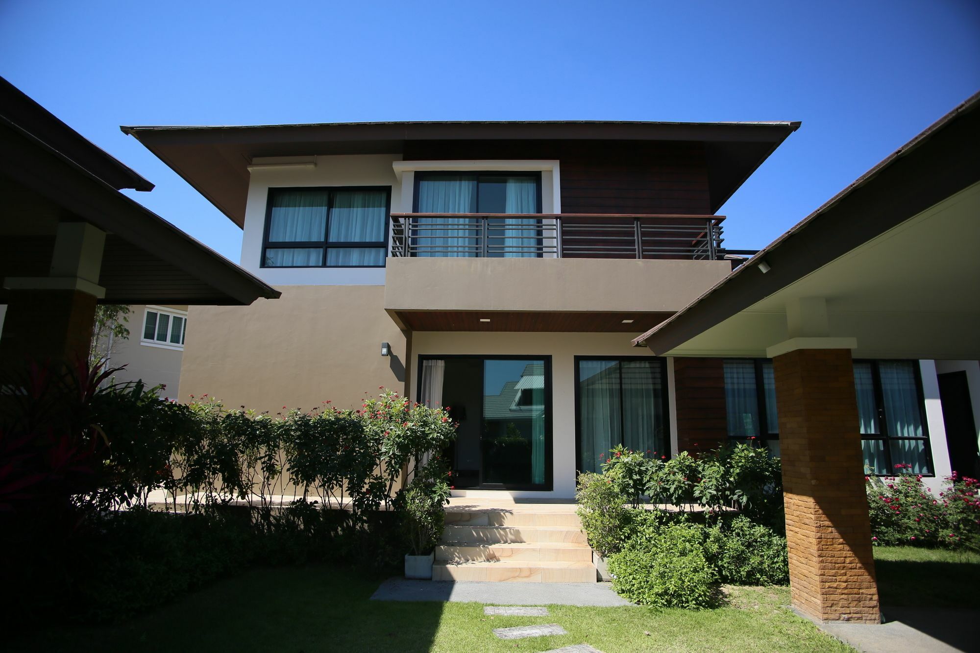 Moin 1617 Luxury Double-Pool Villa Chiang Mai Eksteriør billede